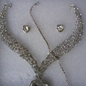 ELEGANT CRYSTAL NECKLACE & BRACELET, EARRINGS SET